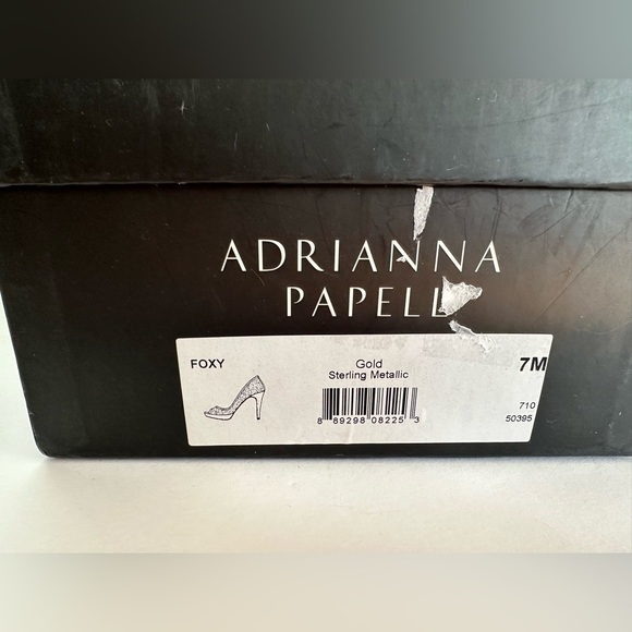 Adrianna Papell Foxy Peep-Toe Metallic Gold Mesh Pumps Size 7M - Picture 6 of 6